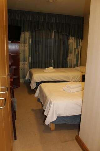 Отель The Grand Karhu Котка Стандартный двухместный номер с 2 отдельными кроватями-5